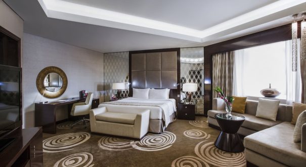 هتل کرون پلازا دبی (Crowne Plaza Dubai)