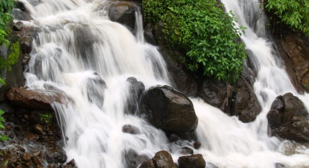 آبشار آمبولی ( Amboli Waterfall )