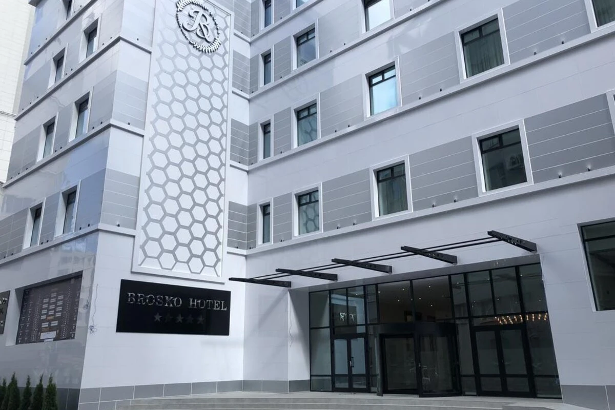 هتل بروسکو آربات مورمانسک (Brosko Arbat Hotel Murmansk)