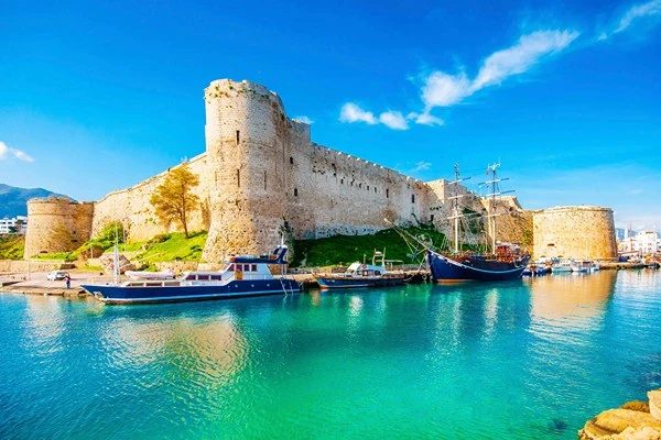 تور قبرس
