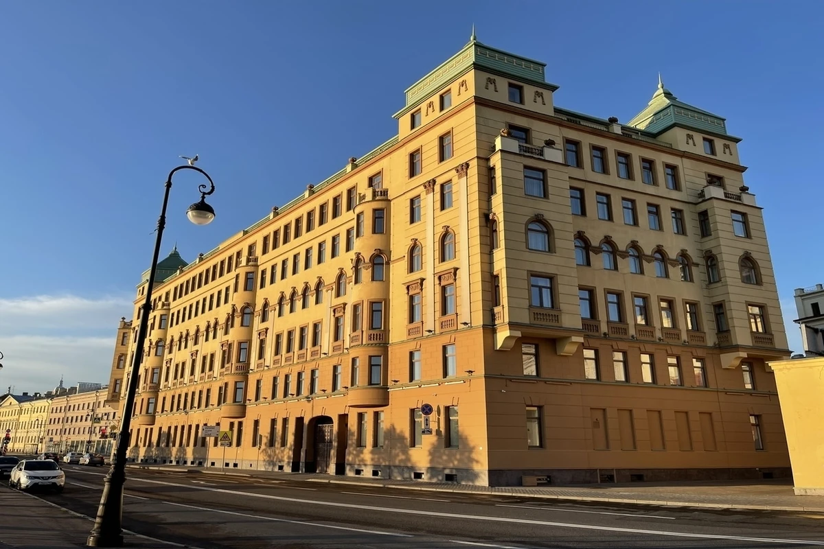 هتل ماریوت واسیلفسکی (ریور پالاس) سنت پترزبورگ (Marriott Vasilievsky Saint Petersburg)