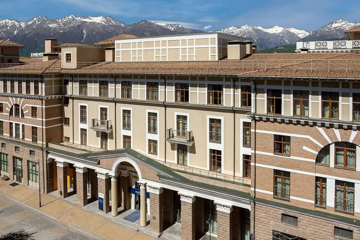 هتل نووتل فیت کراسنایا پولیانا سوچی (Novotel Fit Krasnaya Polyana)