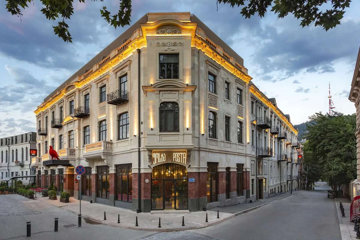هتل رادیسون رد تفلیس (Radisson Red Hotel)
