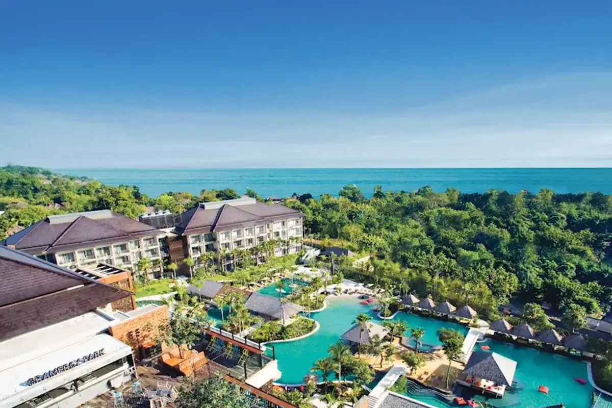 موونپیک ریزورت اند اسپا جیمباران بالی (Mövenpick Resort & Spa Jimbaran Bali)