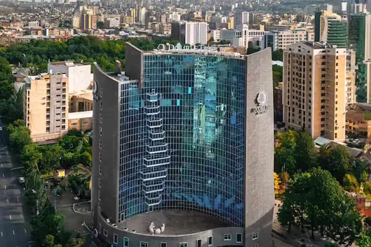 هتل دابل تری بای هیلتون سیتی سنتر ایروان (DoubleTree by Hilton Yerevan City Centre)