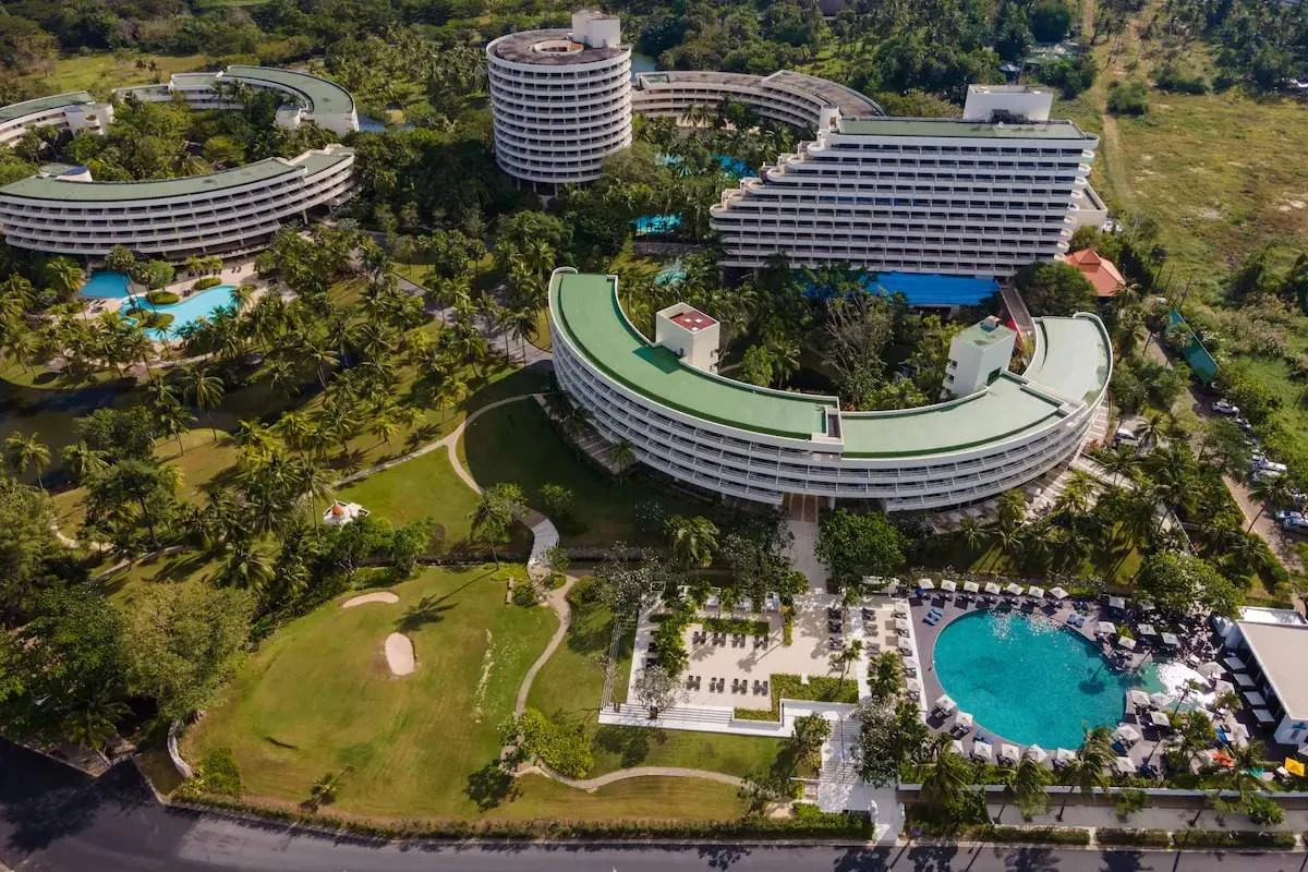 هتل پولمن پوکت آرکادیا کارون بیچ ریزورت (Pullman Phuket Arcadia Karon Beach Resort)