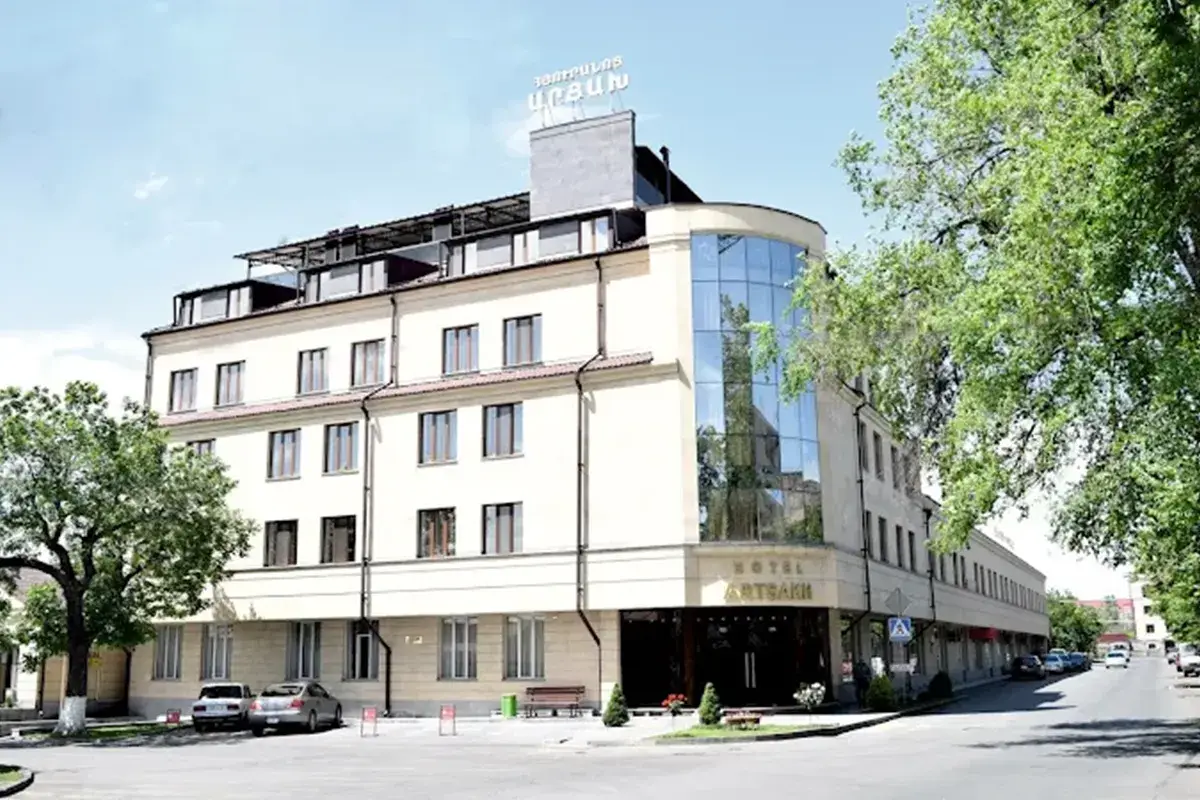 هتل آرتساخ (Artsakh Hotel)