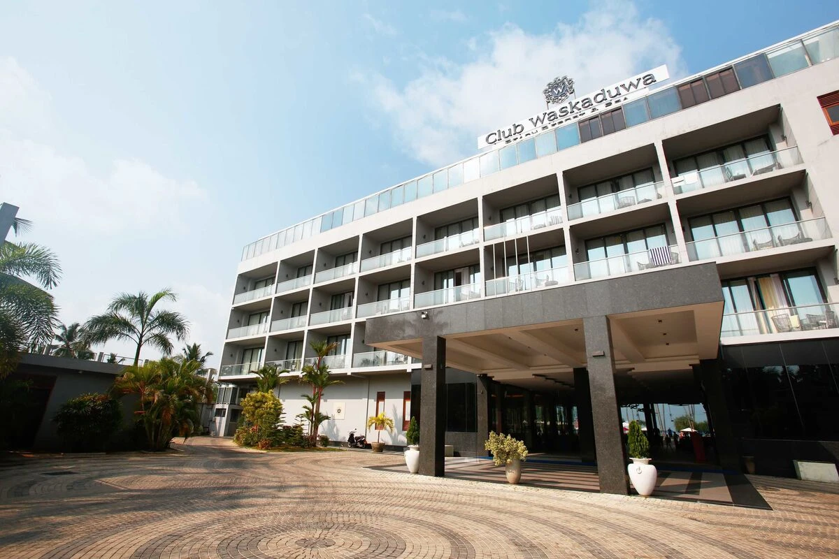 هتل کلاب واسکادوا بیچ ریزورت اند اسپا بنتوتا (Club Waskaduwa Beach Resort & Spa)