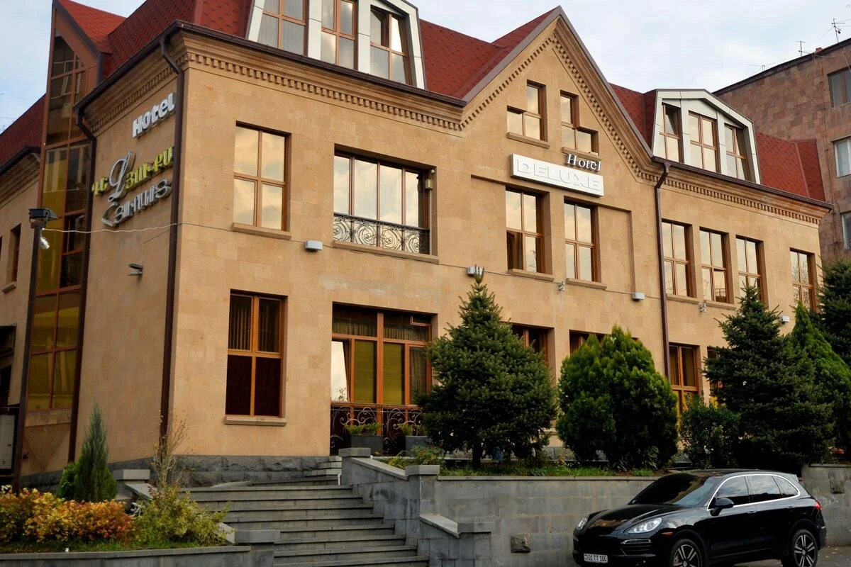 هتل دلوکس ایروان (Deluxe Hotel Yerevan)