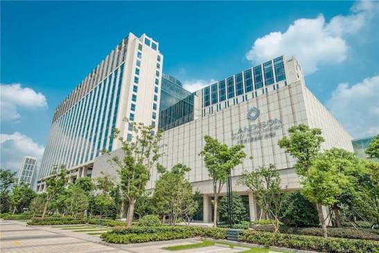 هانگ کیائو هند ریتن بای سوئیس اوتل  (Hongqiao Handwritten By Swissotel)